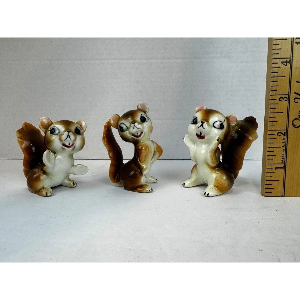 Vintage Ceramic Squirrel‎ Figurines Set of 3 Brown Cream Mid Century Kitsch 3in